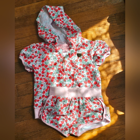 Juicy Couture Other - Juicy Couture Strawberry 2 Piece Baby Outfit